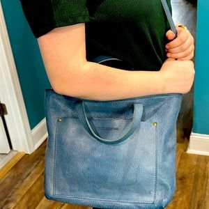 Portland Leather Goods Medium Zippered Crossbody in Indigo